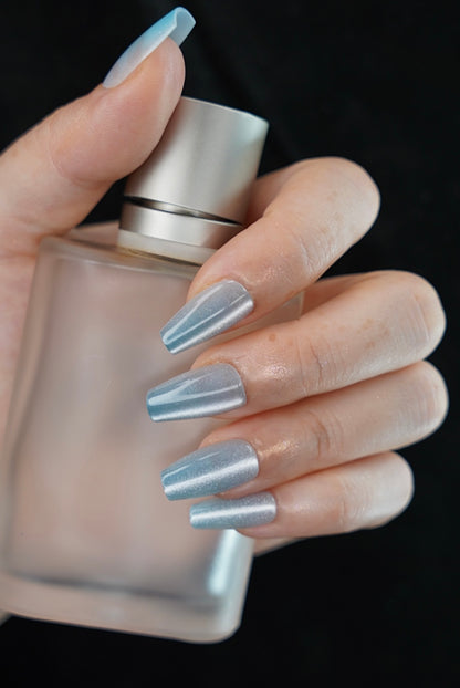 Subtle Blue Elegance with Cat-Eye Effect