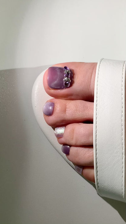 handmade press-on nails for toe